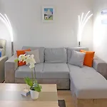 Barzettes-vacances 553 - Entree N- 14 By Interhome *