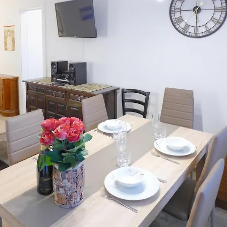 Apartamento Barzettes-vacances 553 - Entree N- 14 By Interhome Vermala