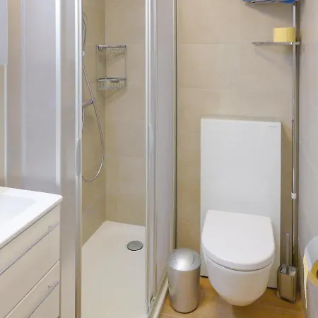 Barzettes-vacances B-5 By Interhome Vermala